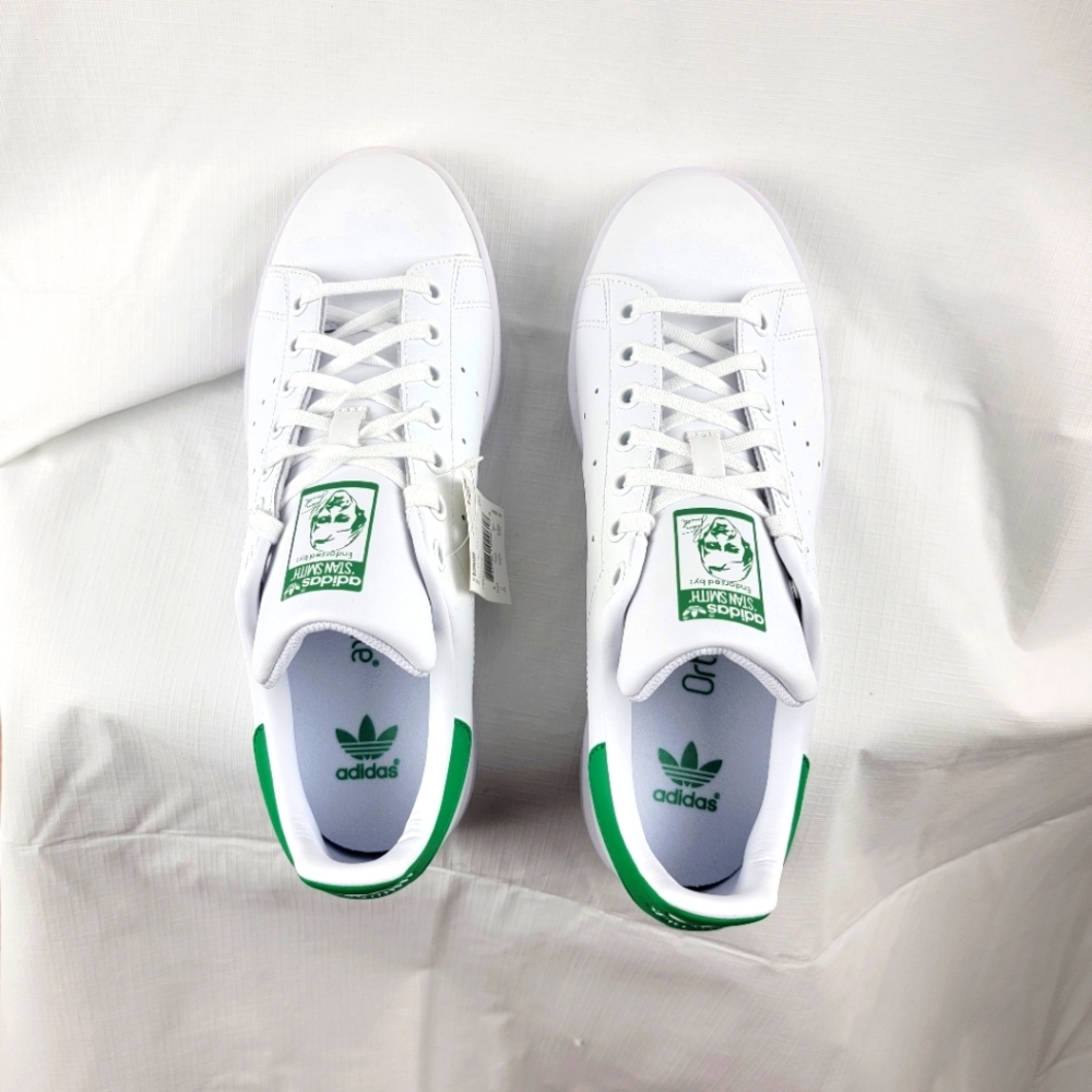 Adidas Originals Stan Smith Sneaker  White/White/Green  7 US Unisex